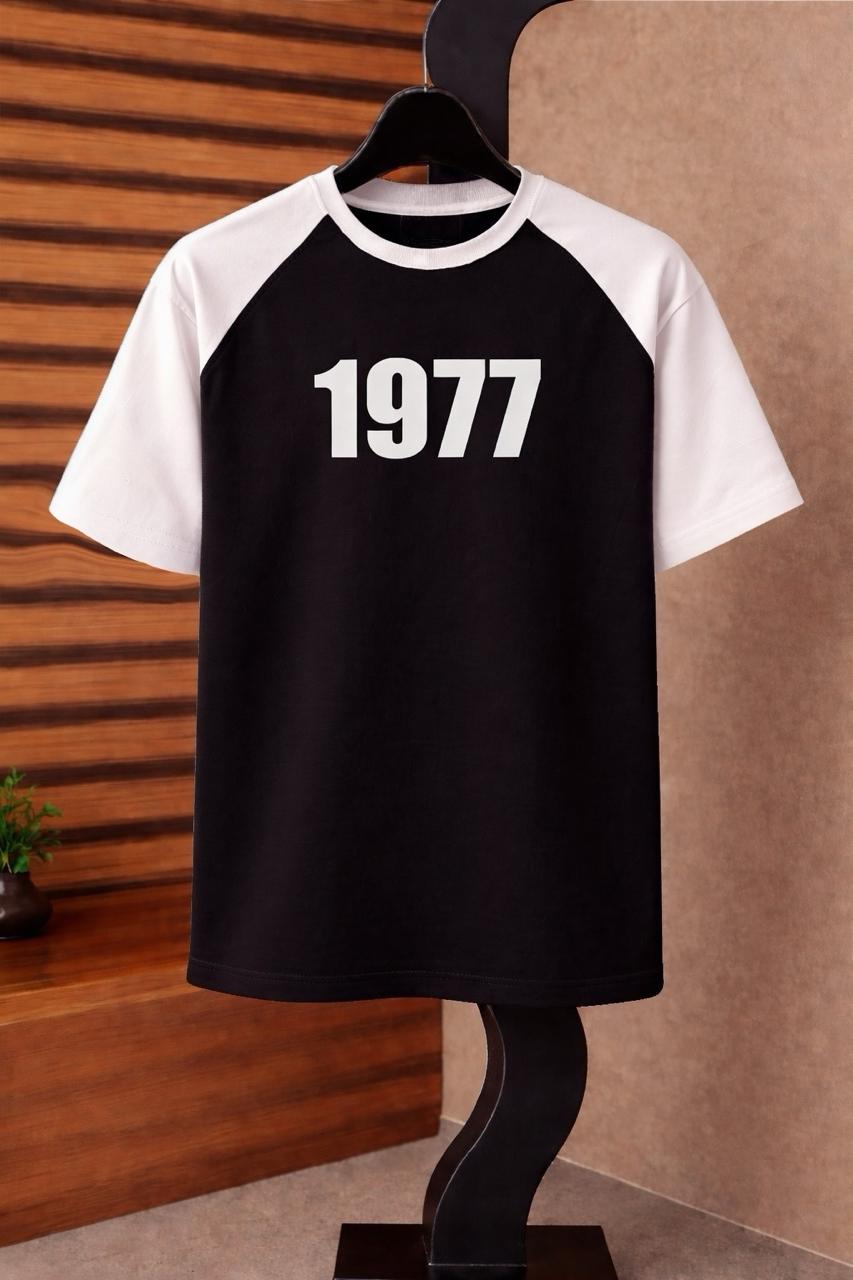 V Shape 1977 Panel Drop Shoulder T-shirt by Fine Fits